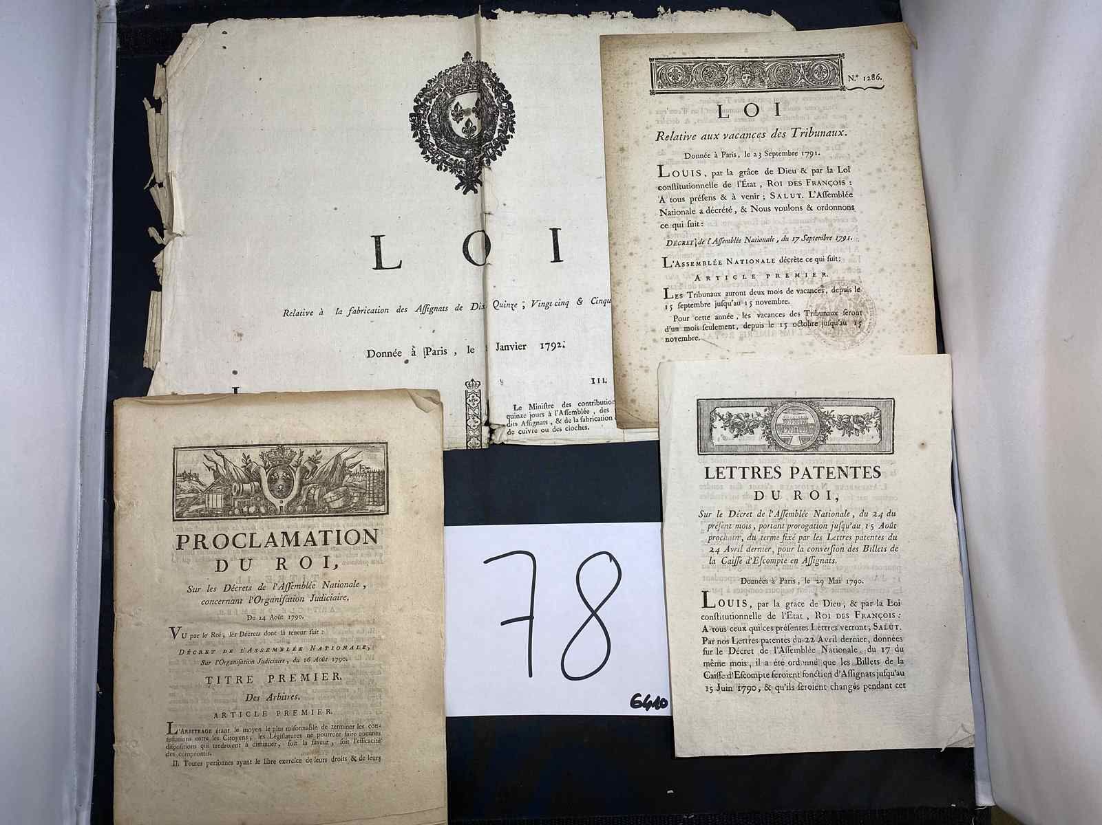 Null 革命时期的文件 1790年5月29日的国王专利书，3页。 国王就1790年8月14日国民议会关于司法组织的法令发布的公告。IN-8。16页在dupla&hellip;