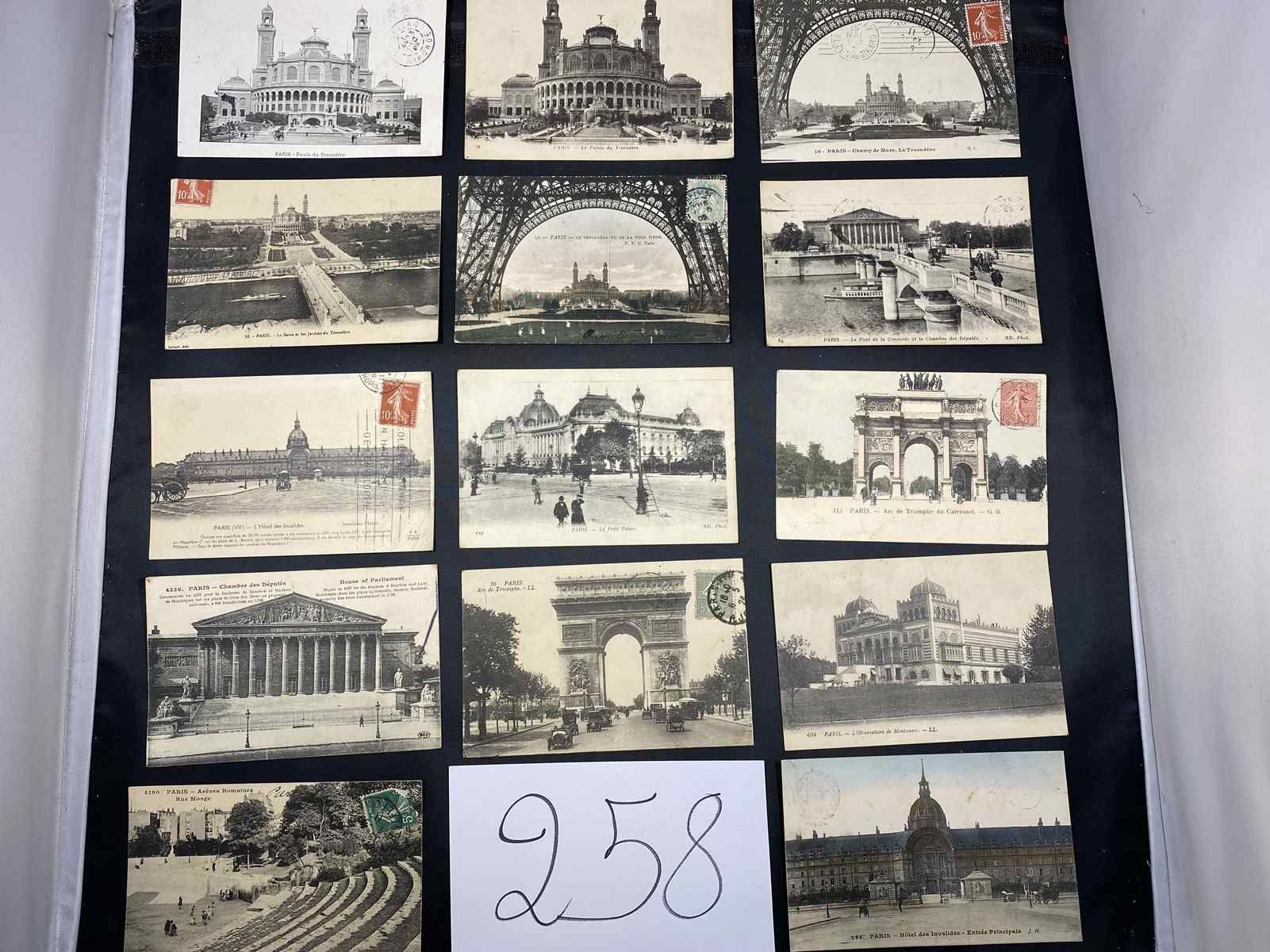 Null 巴黎各种民间纪念碑，包括trocadero。50张明信片。