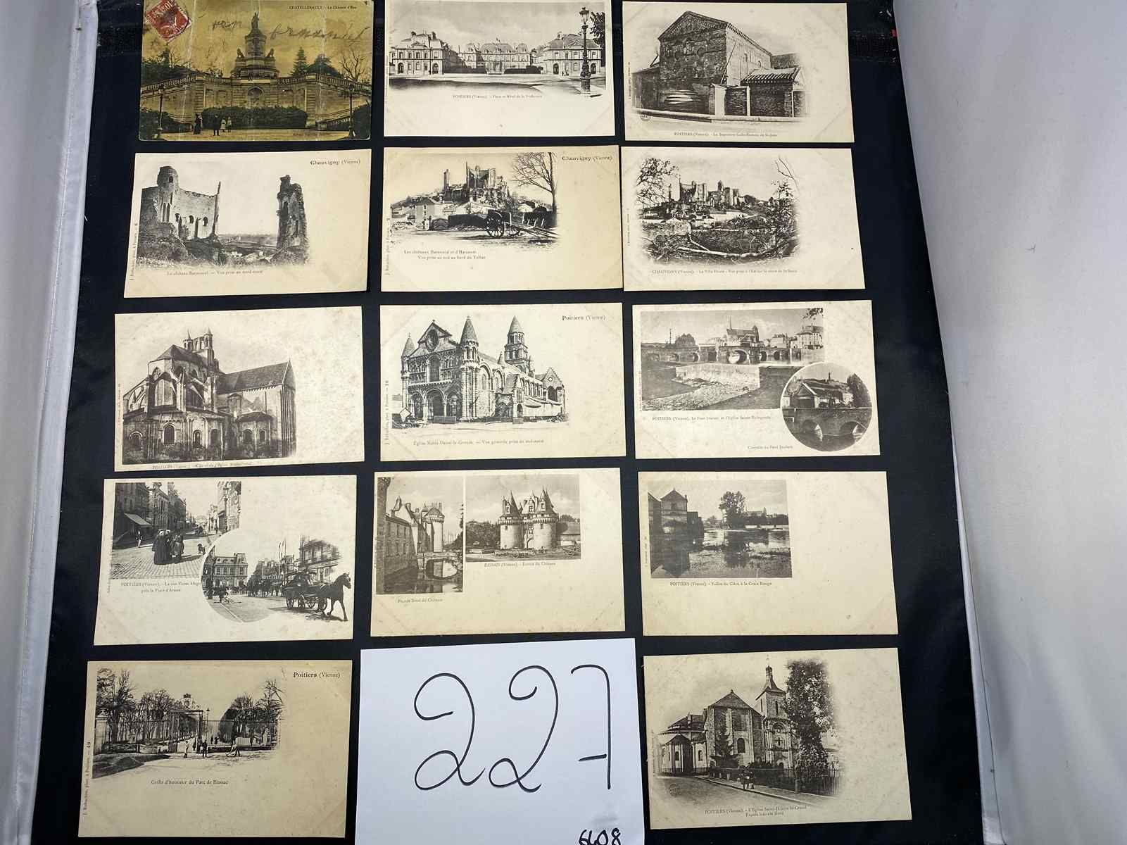 Null 波瓦捷和维纳省。55张不同的明信片，其中一些是动画的。