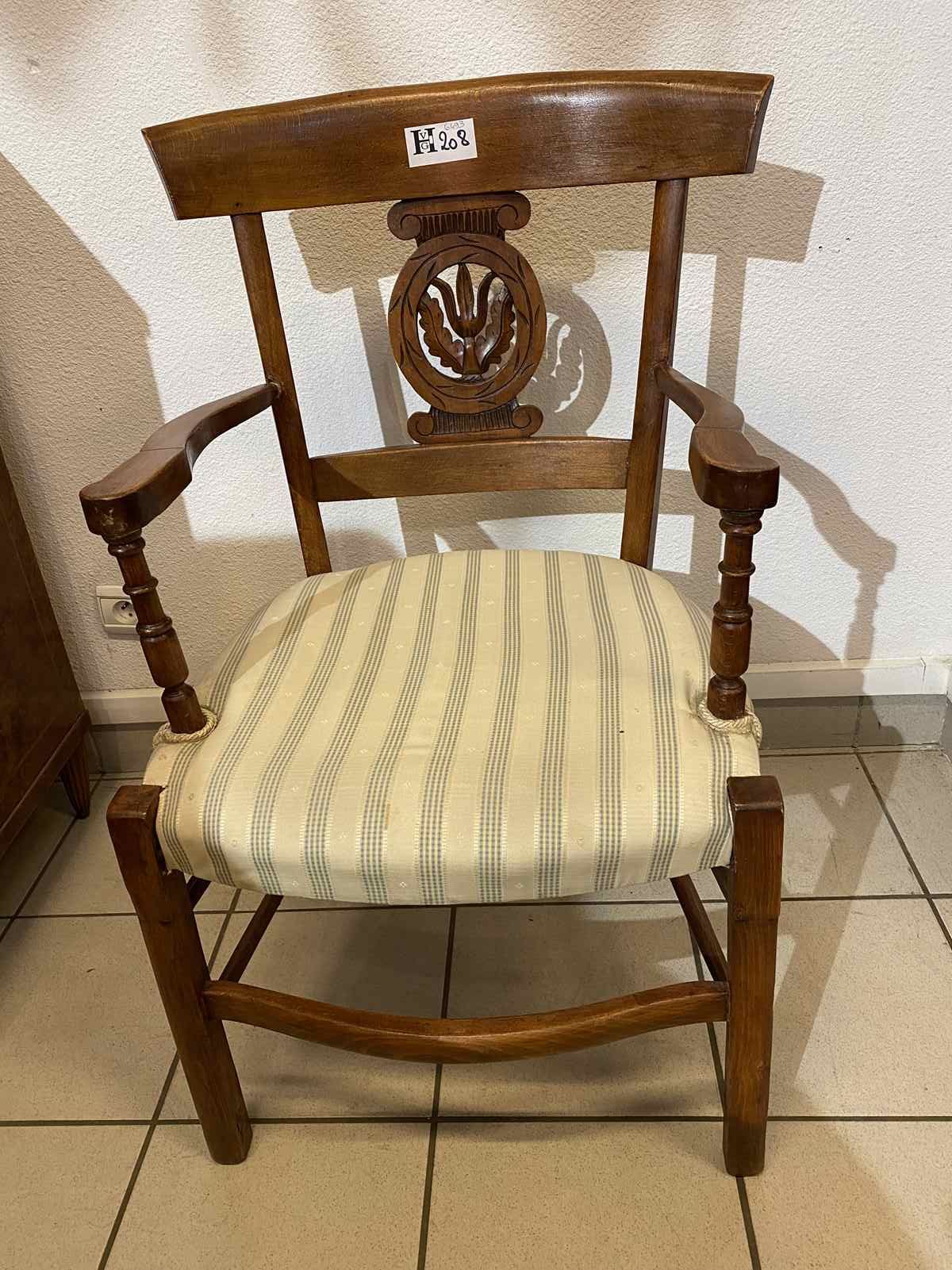 Mise à prix 30 € 1 Rustic armchair - very large - restoration style copy