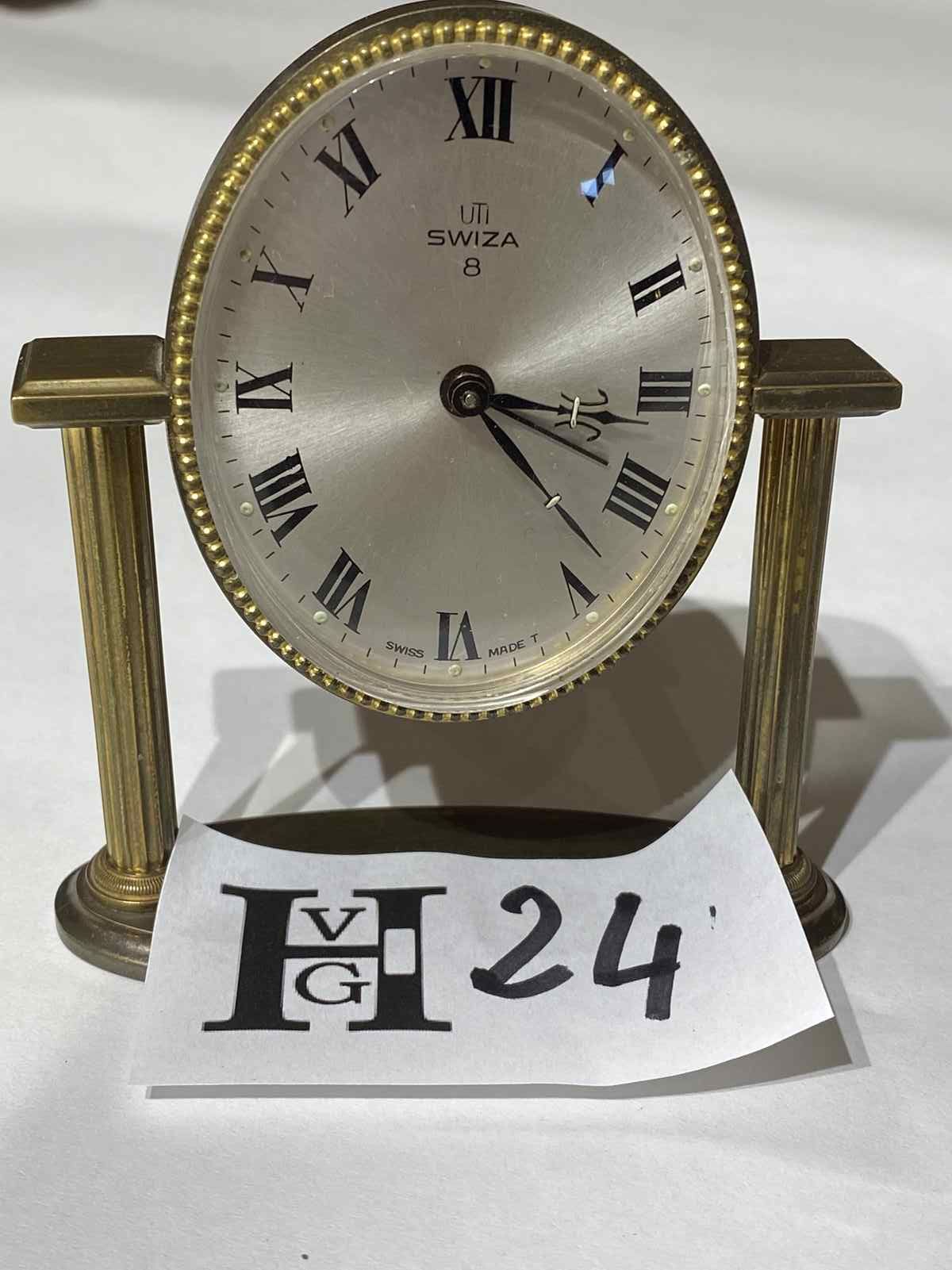 Mise à prix 20 € 1 Small Swiss alarm clock - UTI SWYZA 8