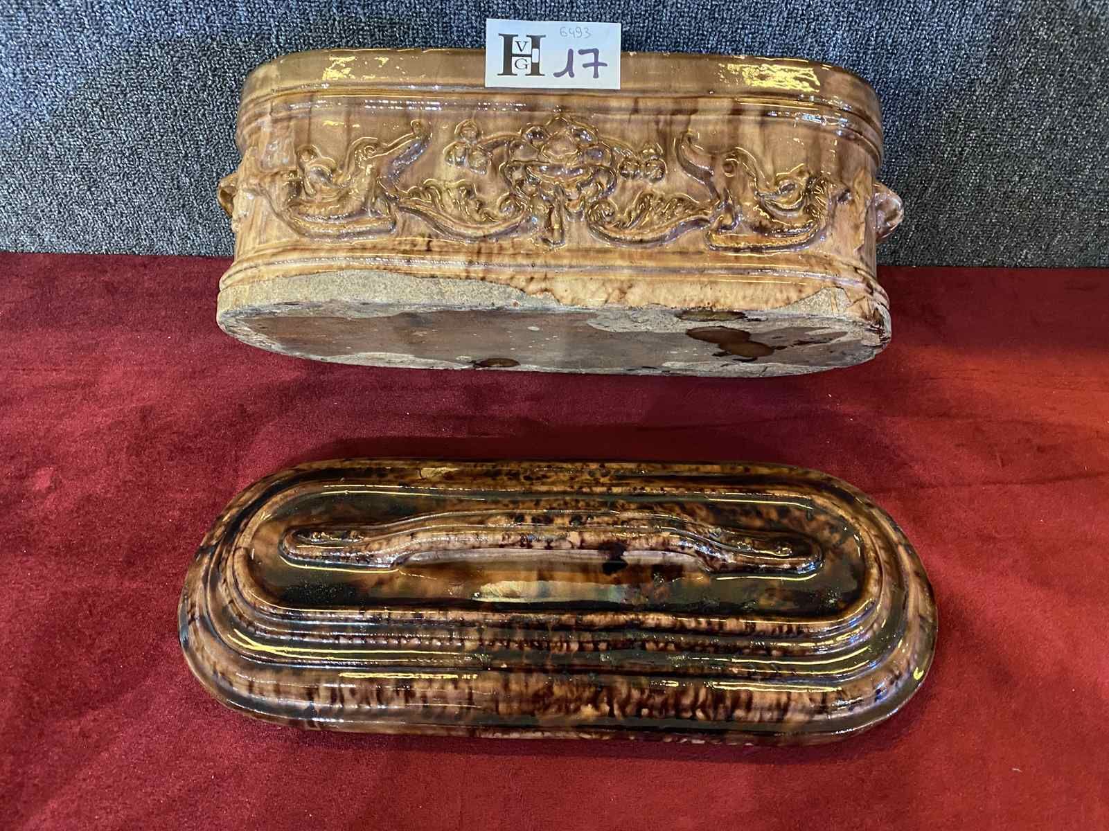 Mise à prix 50 € 
1 Large and rare enamelled stoneware terrine early 19th centur&hellip;