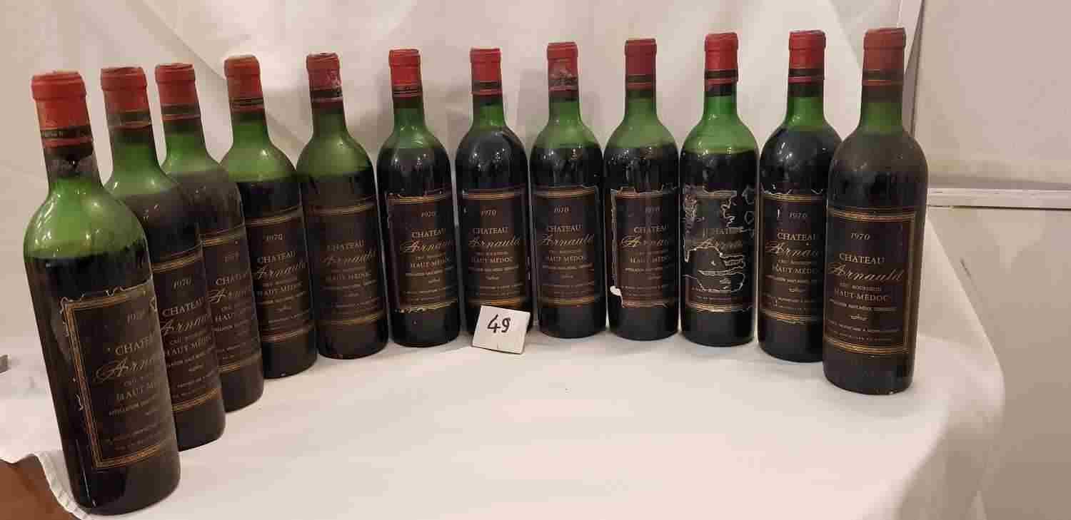 Null 12 bouteilles château ARNAUD 1970 HAUT MEDOC,6 étiquettes abimées, 5 haut é&hellip;