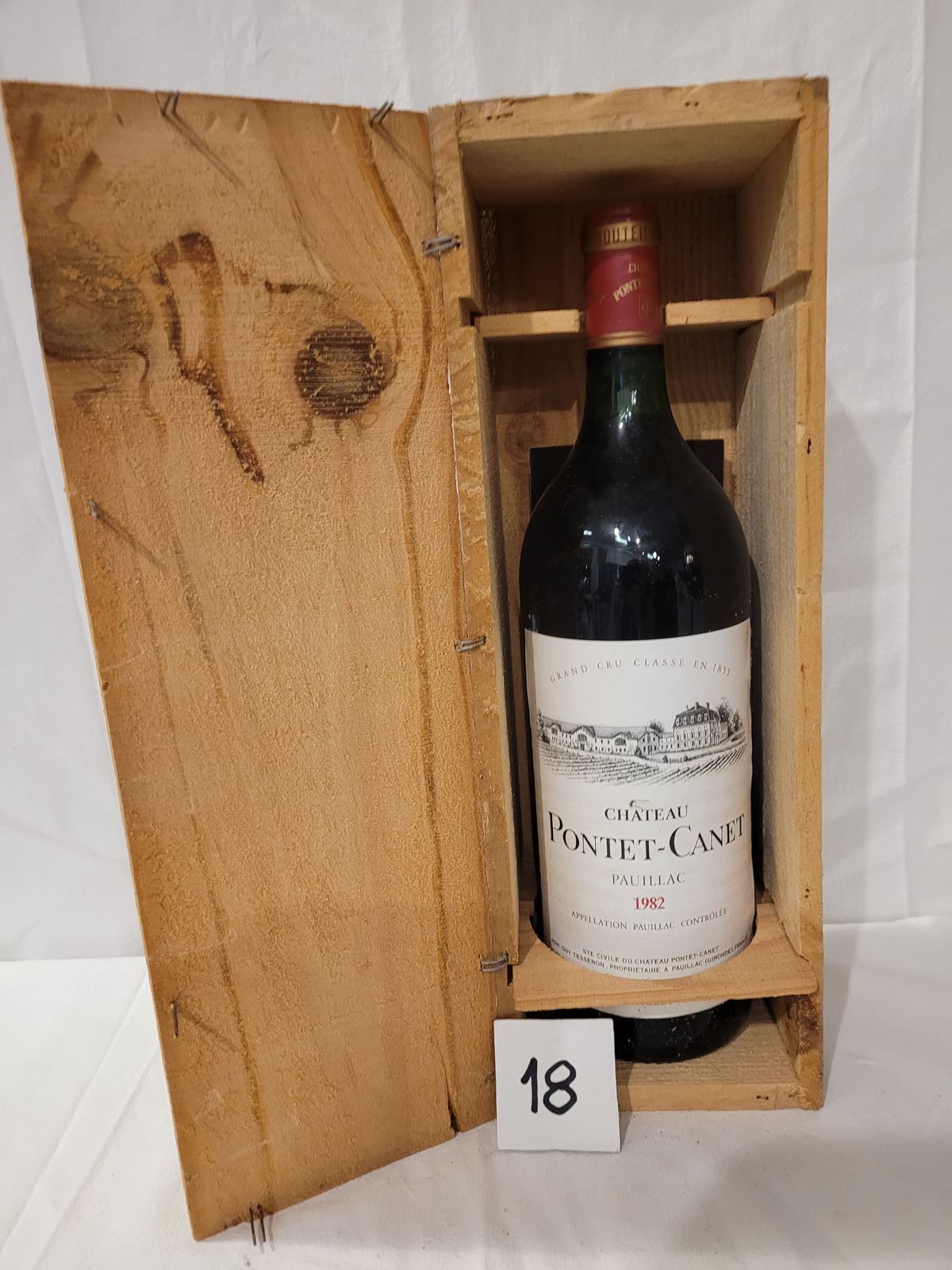 Null 1 Magnum CHÂTEAU PONTET CANET GCC PAUILLAC 1982. Good level and beautiful p&hellip;