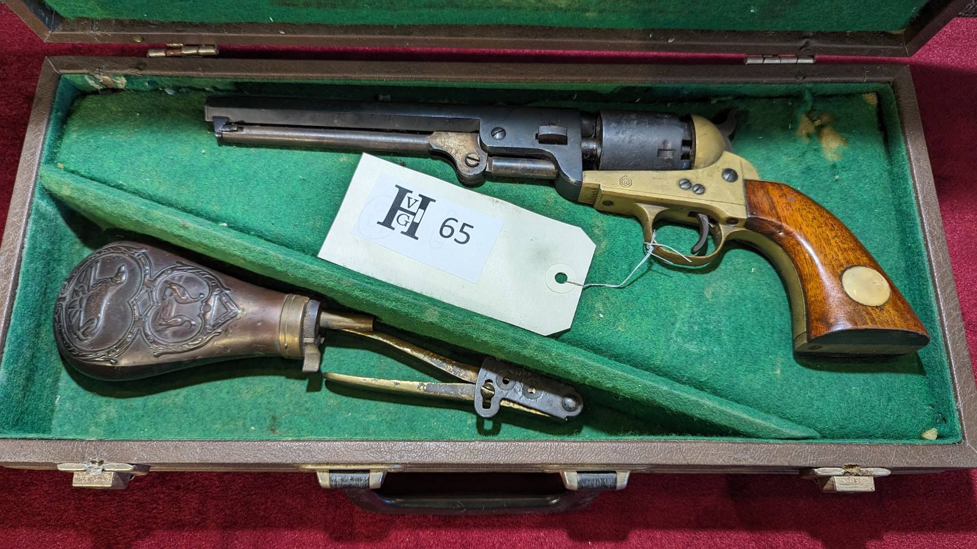 Null Westerner's arms .36 口径黑火药左轮手枪，189 毫米八角形枪管，六腔枪膛，黄铜扳机护圈，青铜饰面，325 毫米 TL，编号 01&hellip;