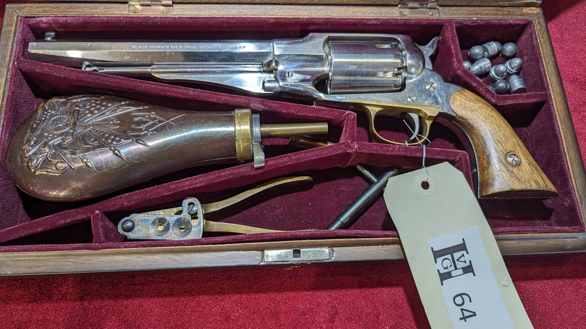 Null Western-type .44-caliber black powder revolver, 200 mm octagonal rifled bar&hellip;