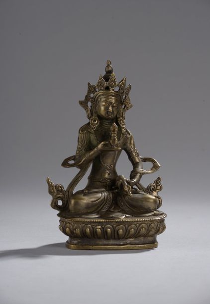 Null Statuette en bronze doré représentant Vajrasattva assis sur un socle lotifo&hellip;