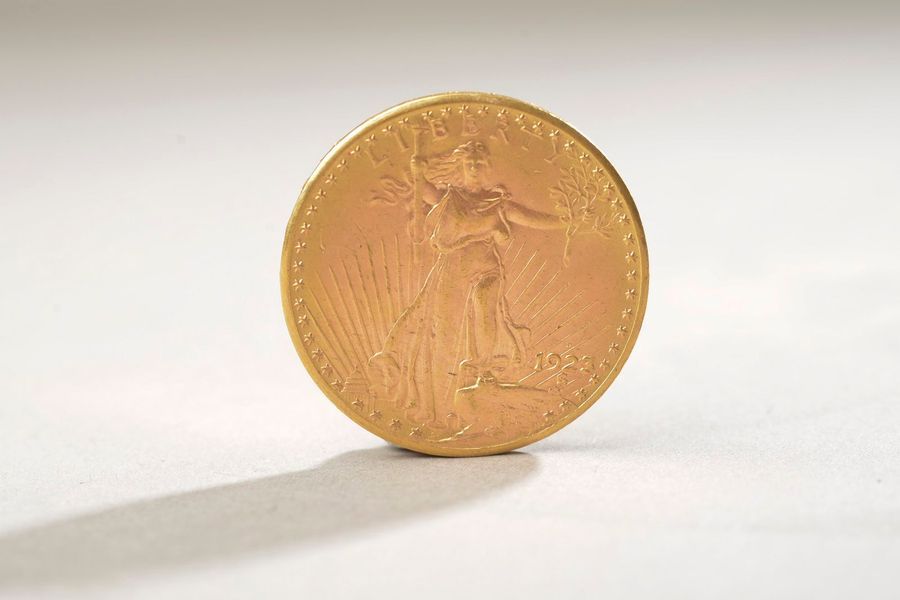 Null Pièce en or de 20 dollars américain "Liberty", 1923.
Pièce conservée à la b&hellip;