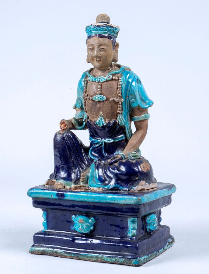 Null China, 17th century, turquoise and aubergine enamelled stoneware subject, o&hellip;