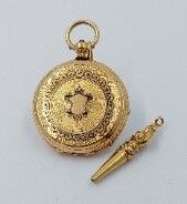 Null MONTRE de poche avec la clef à monture en or rose, le cadran en émail blanc&hellip;