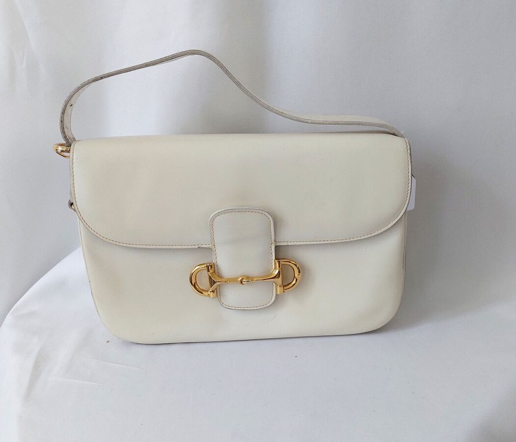 Null CÉLINE PARIS BAG with flap, shoulder-carried, in white box, clasp with tong&hellip;