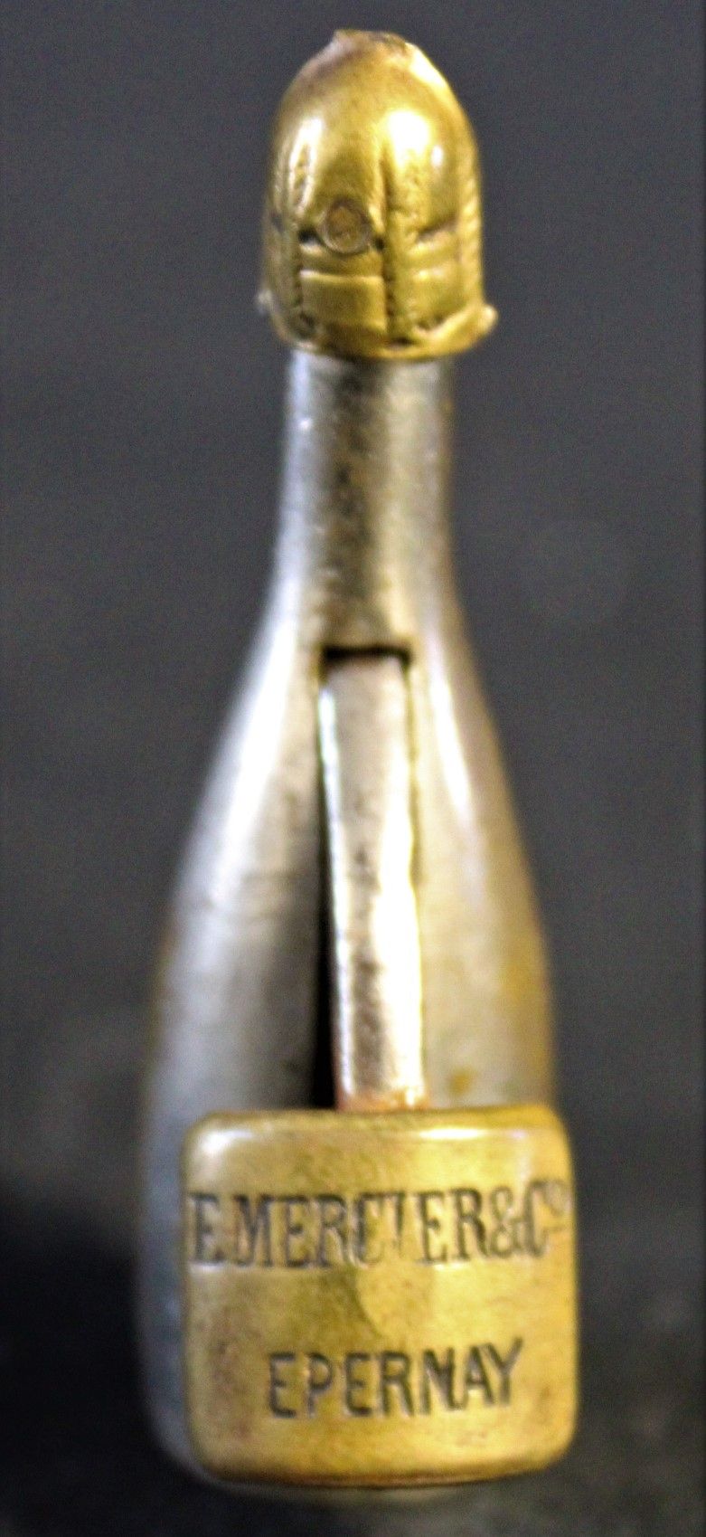 Null Cigar cutter E.MERCIER&C° EPERNAY, in iron, L4,7, D1,3