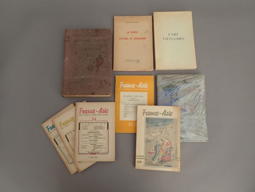 Null INDOCHINE

1910

Un ensemble de monographies sur l'Indochine.

- Annuaire G&hellip;