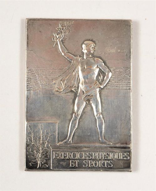 Null Plaquette en bronze argenté «Exercices physiques et sports». Par F. Vernon.&hellip;