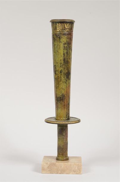 Null Torche Antique. Réplique de la torche utilisée lors des Jeux Olympiques de &hellip;