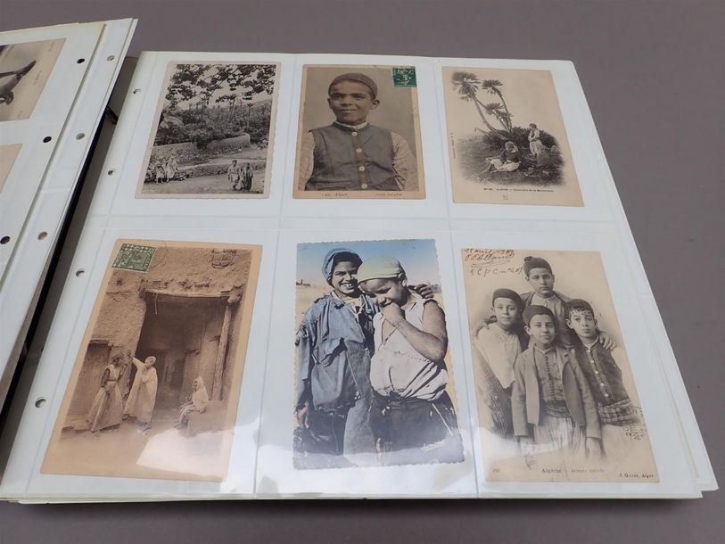 Null 1900

Cartes postales d'Algérie : les ethnies d'Algérie (Noirs, Judaïca)...&hellip;