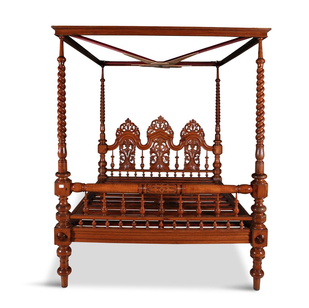 Null A VICTORIAN MAHOGANY FOUR POSTER BED, in 17th century style, having a cavet&hellip;