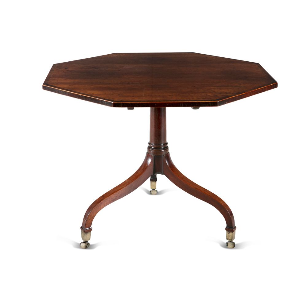 Null A GEORGE III INLAID MAHOGANY OCTAGONAL OCCASIONAL TABLE, c.1800, decorated &hellip;