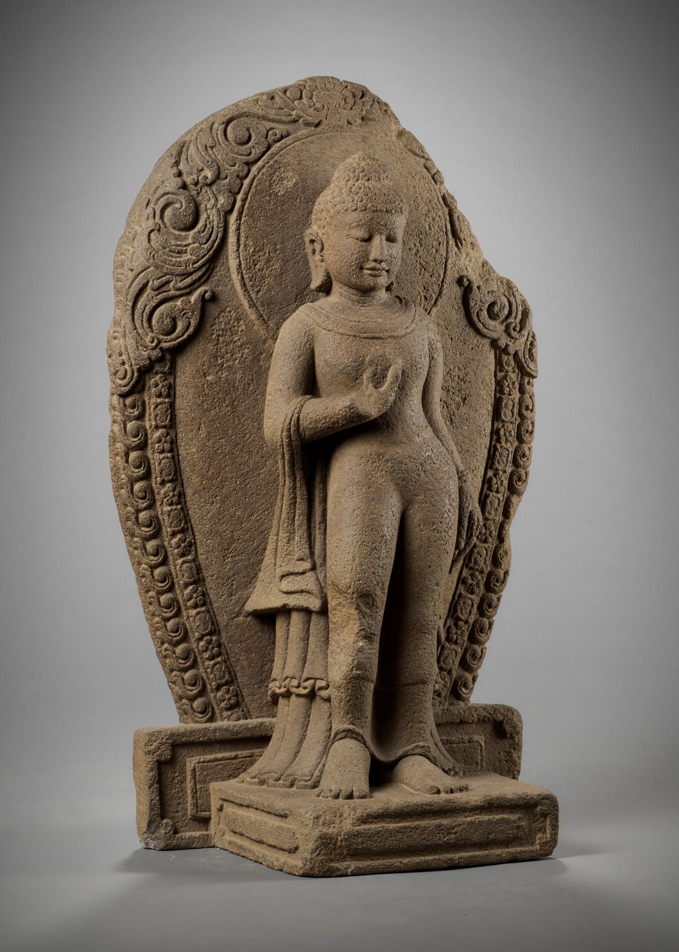 A RARE ANDESITE STATUE OF BUDDHA, CENTRAL JAVA, 9TH CENTURY RARA STATUA ANDESITA&hellip;