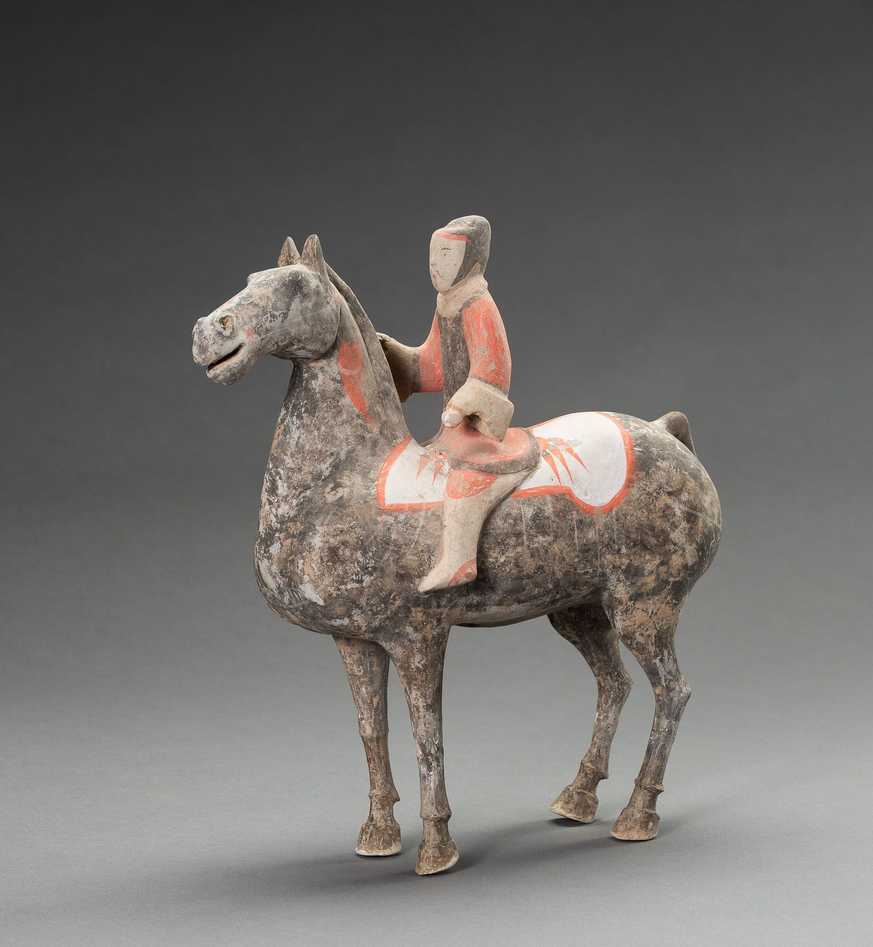A PAINTED POTTERY HORSE AND RIDER, HAN DYNASTY 汉代彩绘马及骑手
中国，汉代（公元前206年至公元220年）。这匹&hellip;