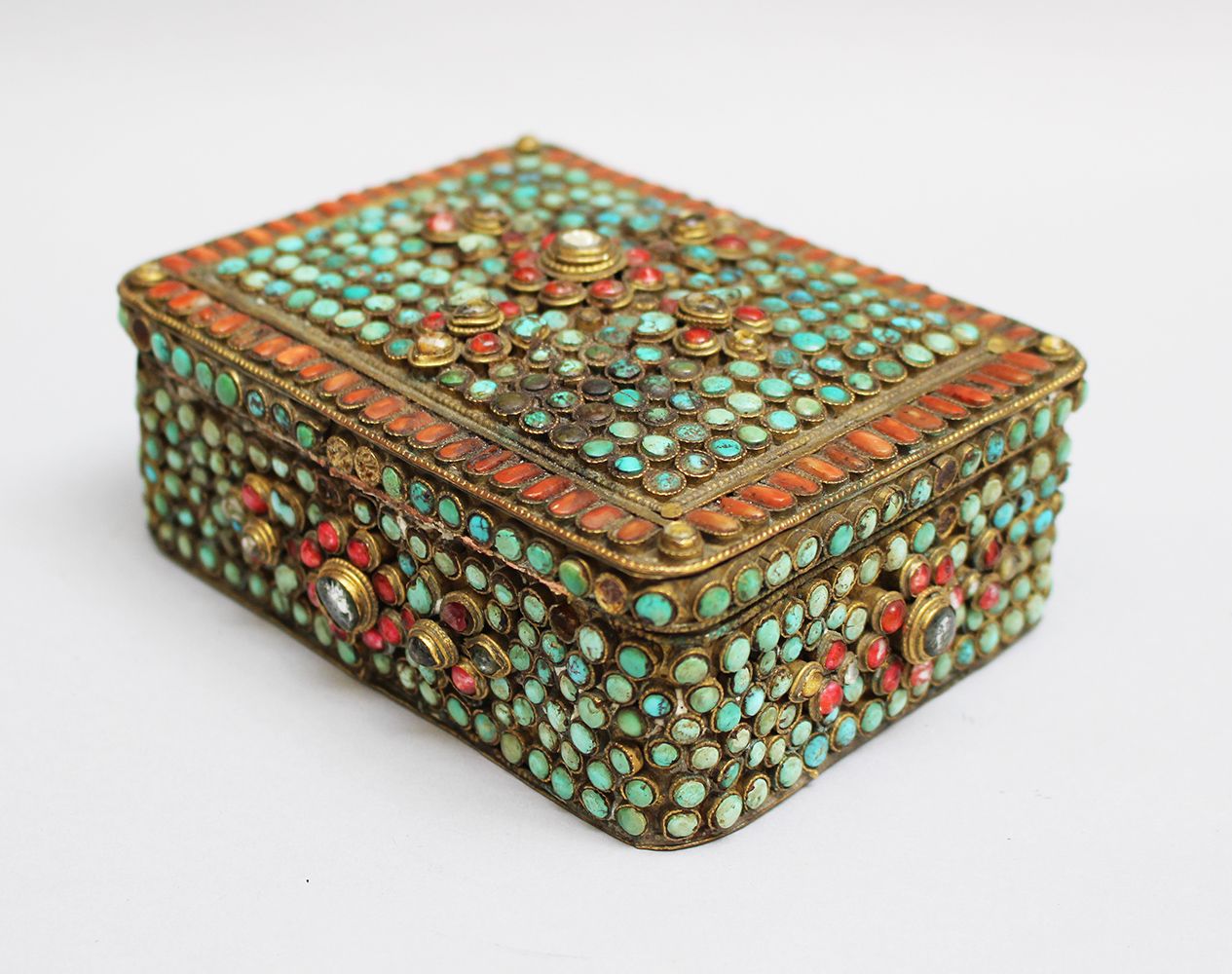 Null Asian box , rectangular shape with one lid, rounded corners decorated with &hellip;