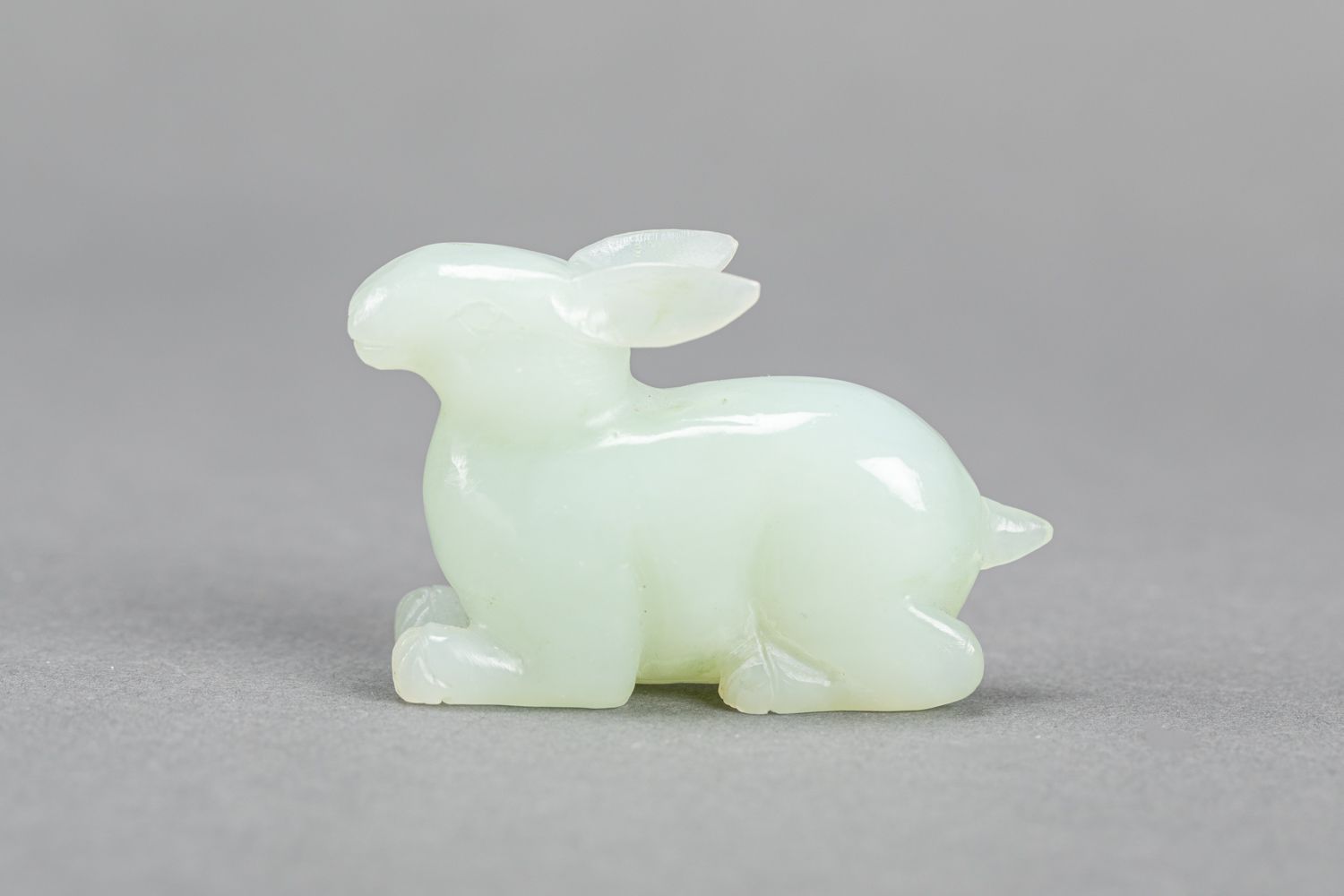 Null Jade hare sculpted in naturalistic manner , light green collour , Qing Dyna&hellip;
