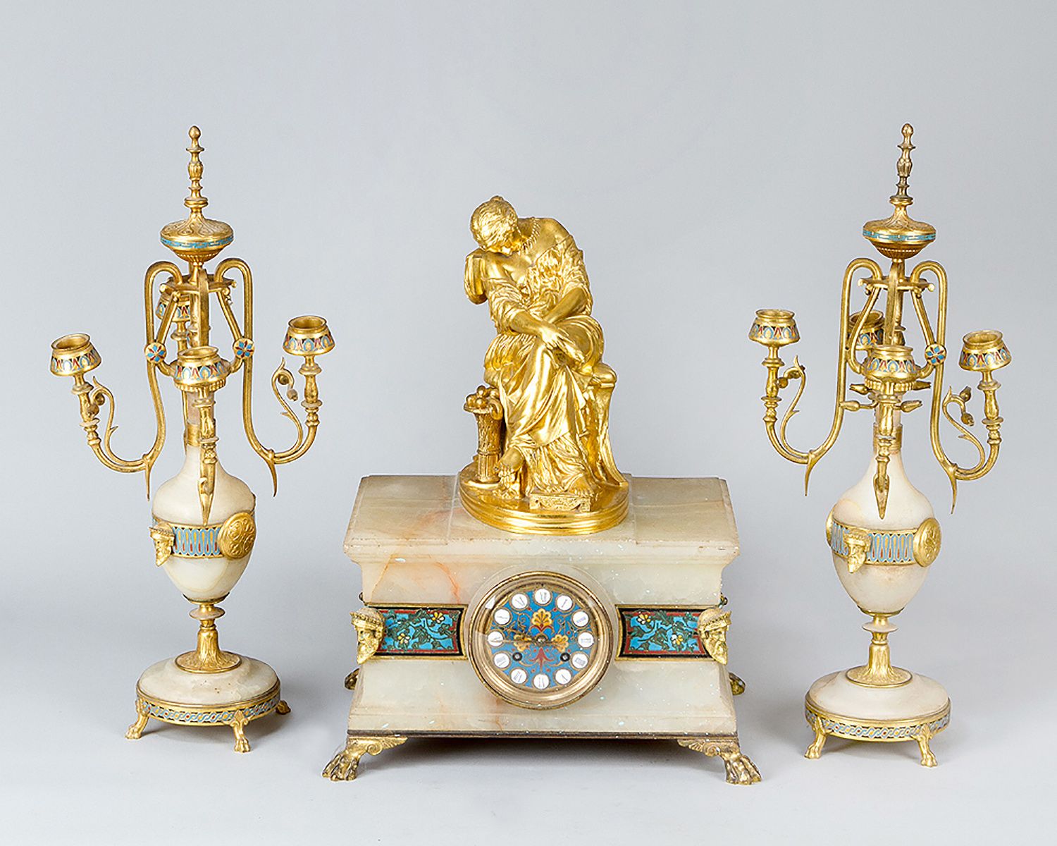 French Clock Set Pendule française, comprenant deux candélabres et une pendule a&hellip;