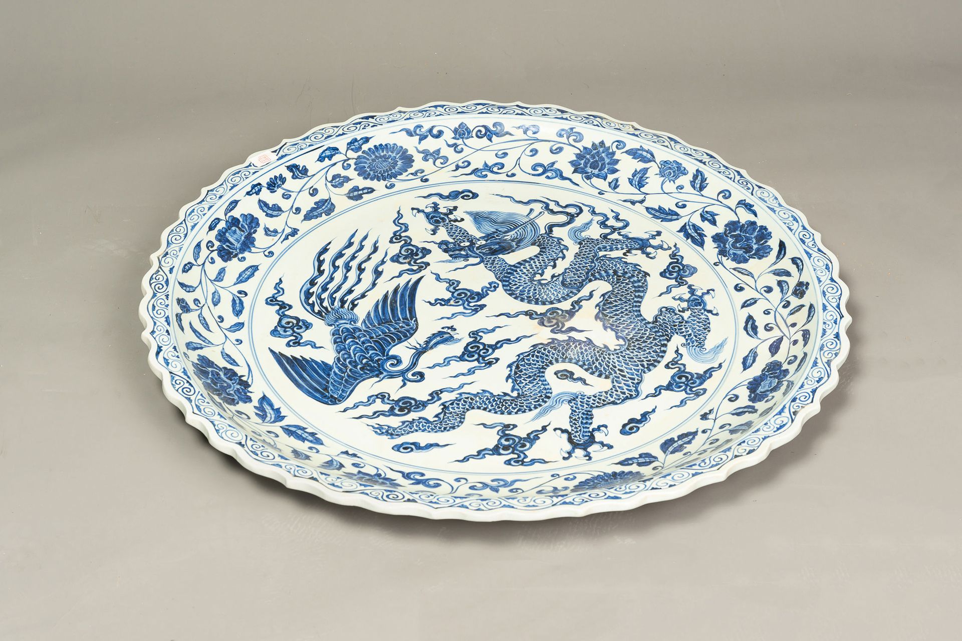 Extra Large Chinese Porcelain Bowl Très grand bol en porcelaine chinoise, de for&hellip;