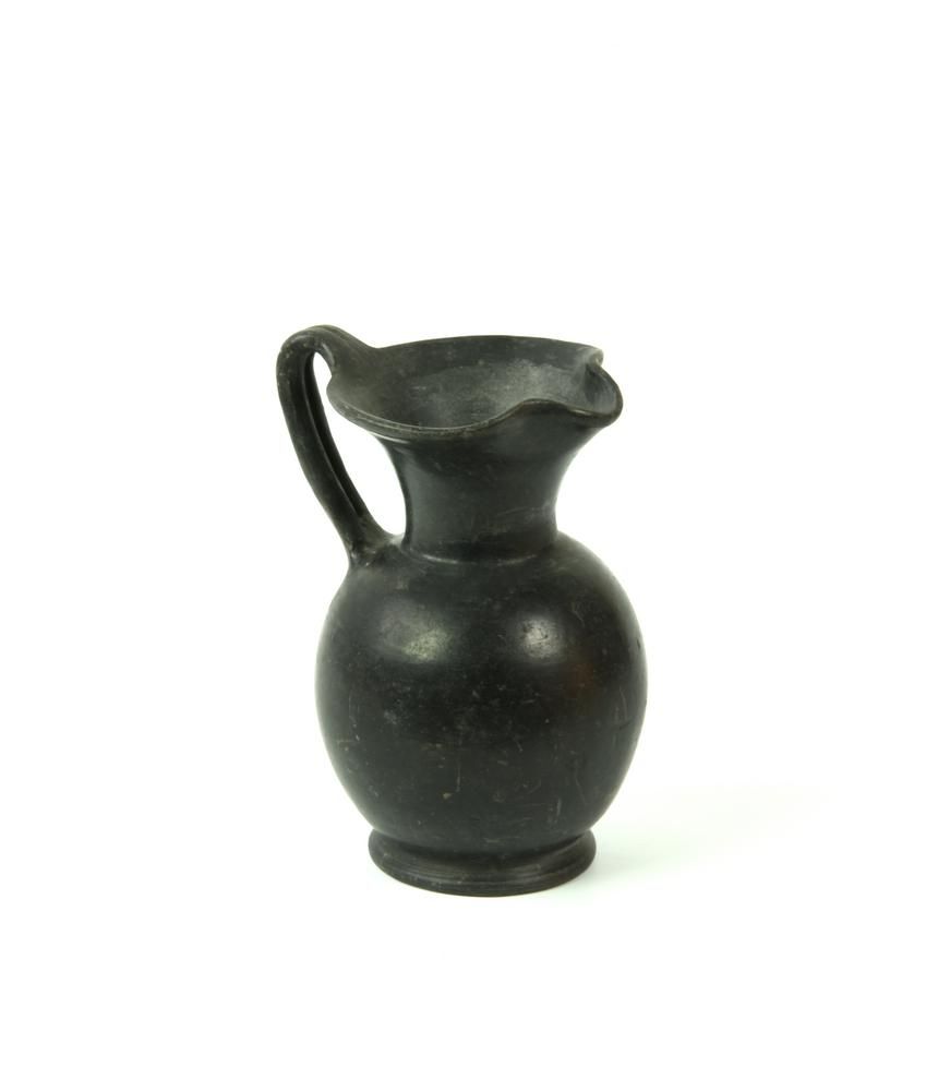 OINOCHOE IN BUCCHERO OINOCHOE IN BUCCHERO

Type Rasmussen 1979, 3a

DATE: end of&hellip;