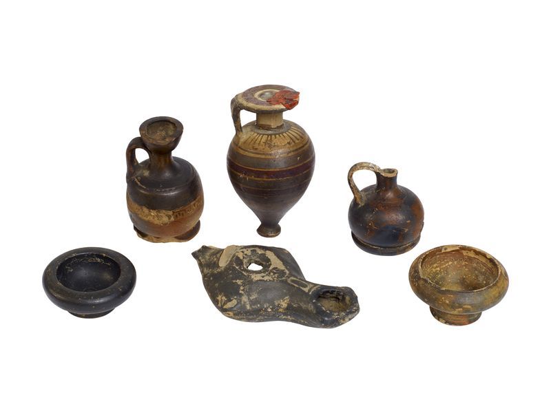Null LOT OF SIX BLACK PAINTED OBJECTS

DATING: IV-III sec. A. C.

MATERIAL AND T&hellip;