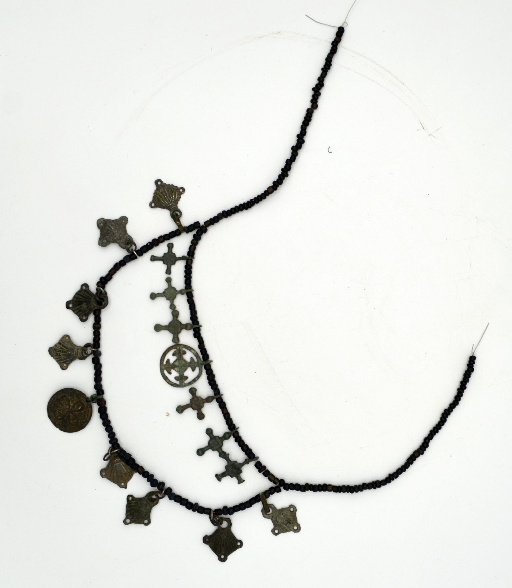 Null VIKING NECKLACE

DATE: XI-XIII sec. D. C.

MATERIAL AND TECHNIQUE: glass pa&hellip;