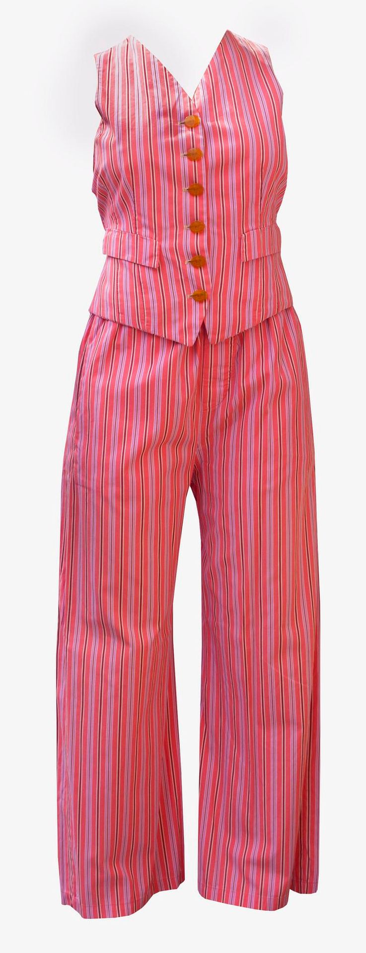 Null Vivienne Westwood 

PAJAMAS SUIT



Description:

Striped cotton pajama sui&hellip;