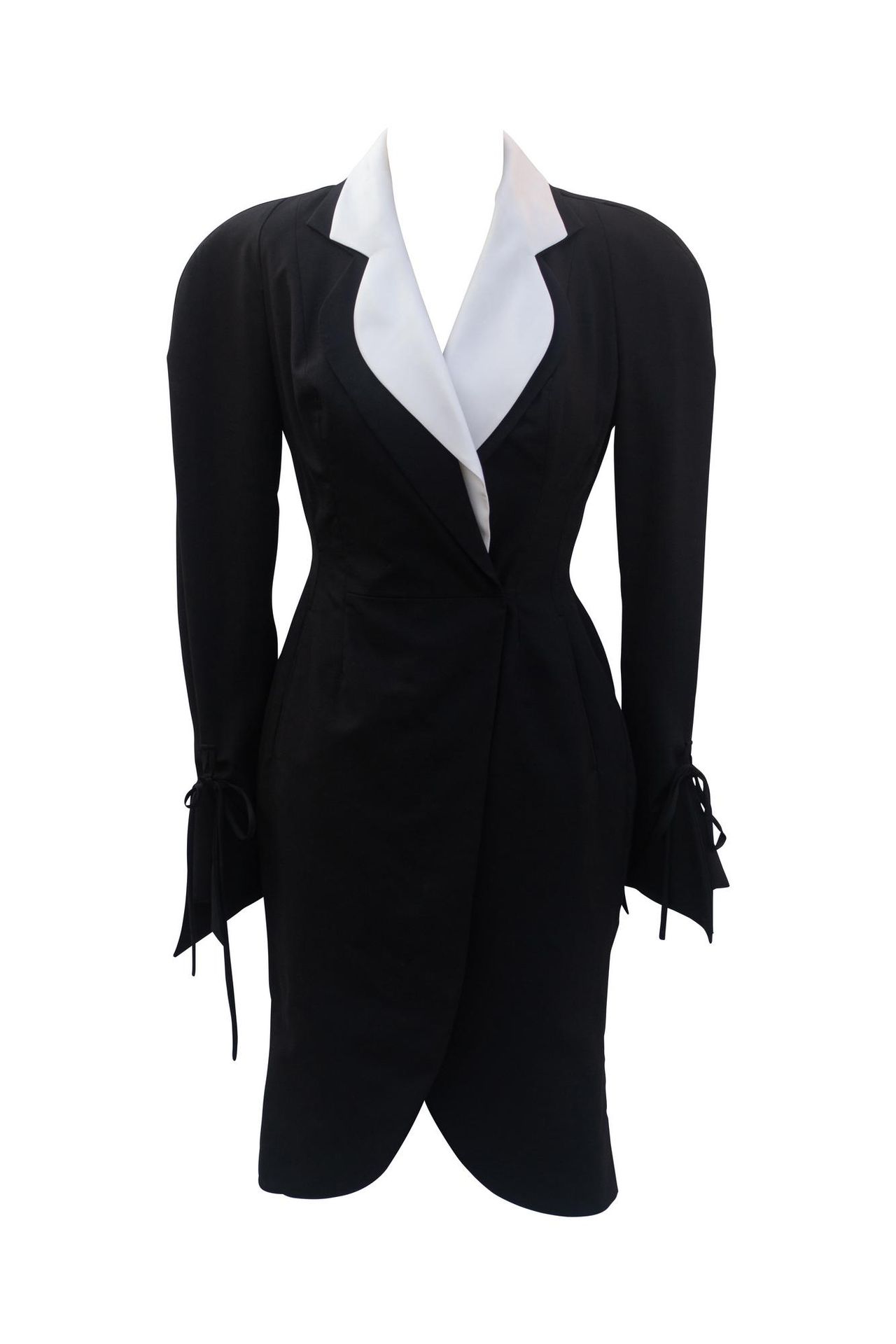 Null Vivienne Westwood

METROPOLITAN DRESS



Description:

Dress made in Hield &hellip;