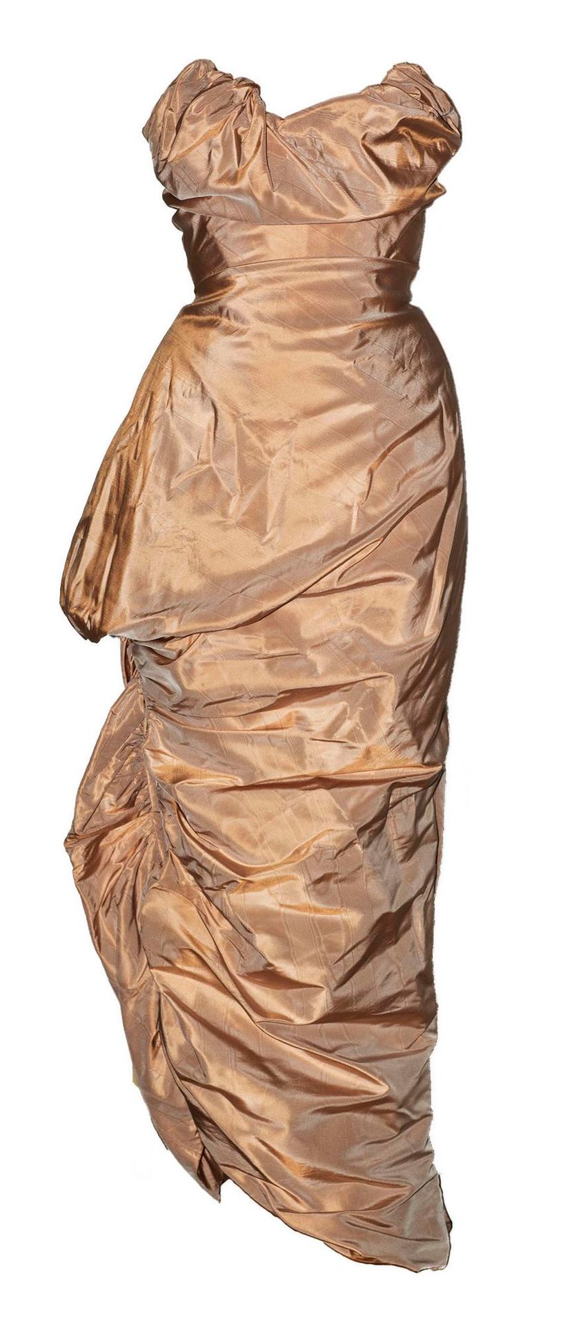 Null 
薇薇安-韦斯特伍德




MOIRE' 裙子









描述。




粉红色鲑鱼色的塔夫绸 "摩尔 "无肩带长裙。全身悬垂，右侧有一个深&hellip;