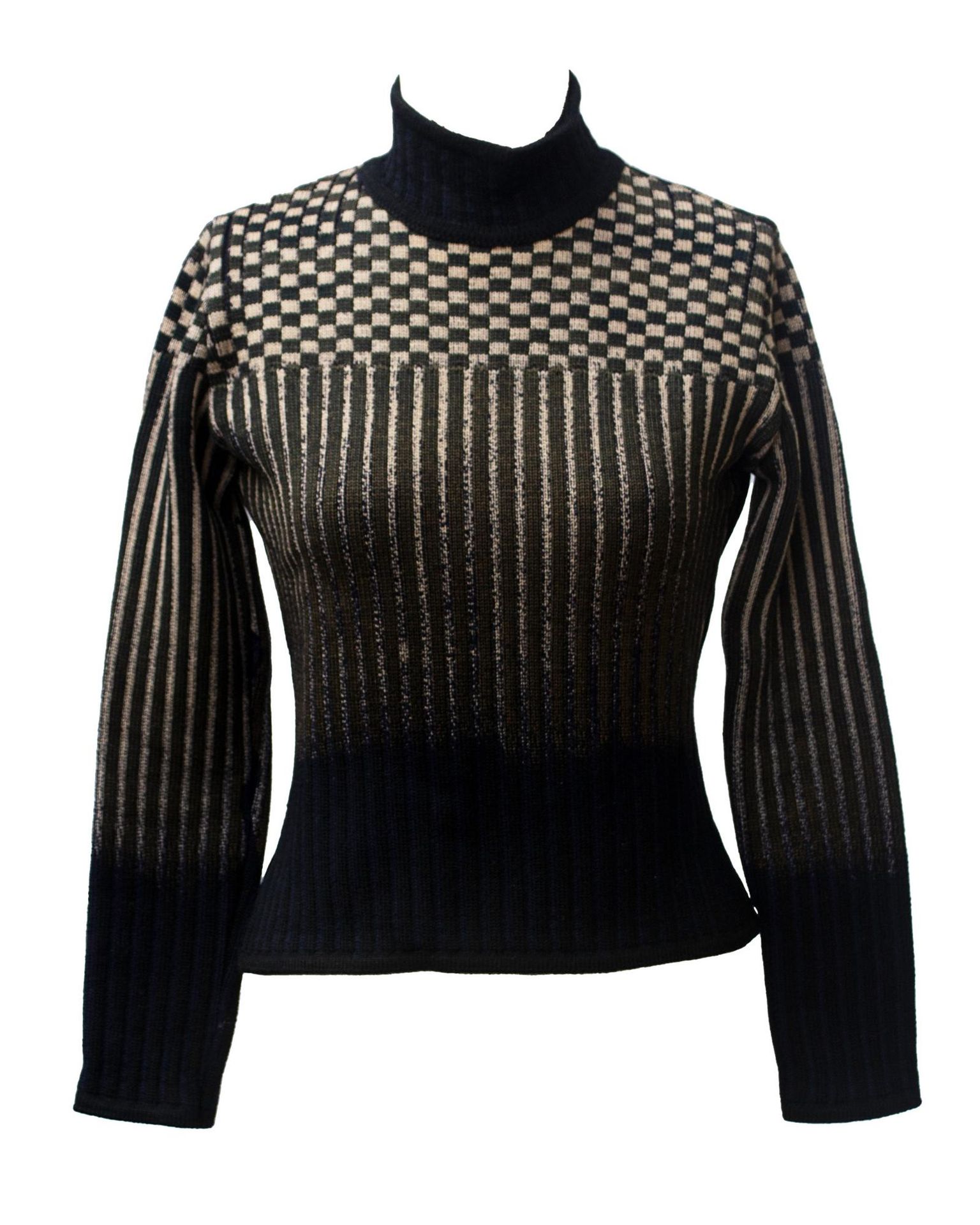 Null Jean Paul Gaultier

高领毛衣



描述。

这款纯羊毛提花高领毛衣采用条纹和达米尔图案。颜色从黑色到午夜蓝和白色的阴影。来自80&hellip;
