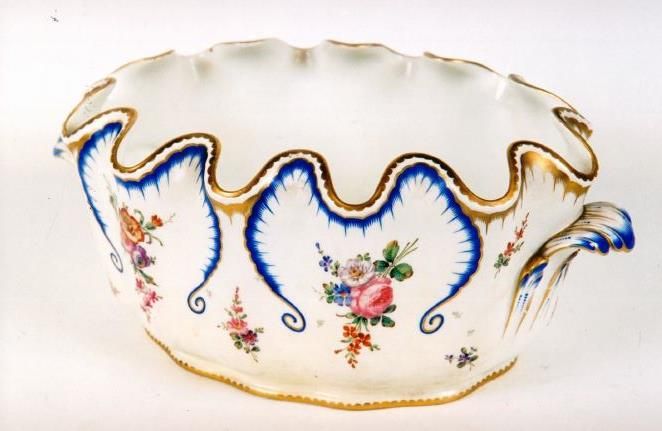 Null Verrière dans le goût de Sèvres
En porcelaine dure de Paris, polychrome et &hellip;