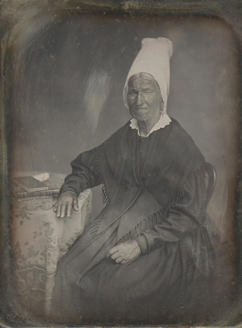 Null French Daguerreotypist

The Breton cook

West of France, 1840s.

Large 1/2 &hellip;