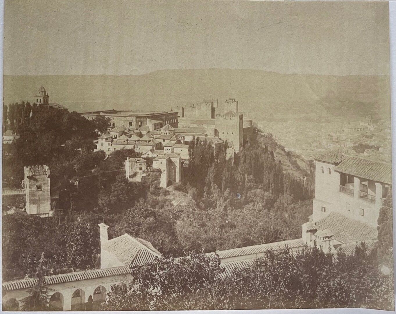 Null Charles Clifford (1821-1863, attr.)

Vue générale de l'Alhambra depuis la C&hellip;