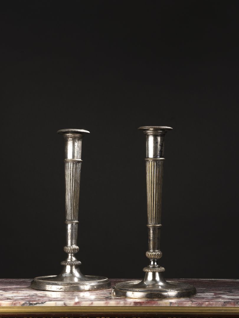 Null Pair of silver plated metal torches, early Empire period

With high fluted &hellip;