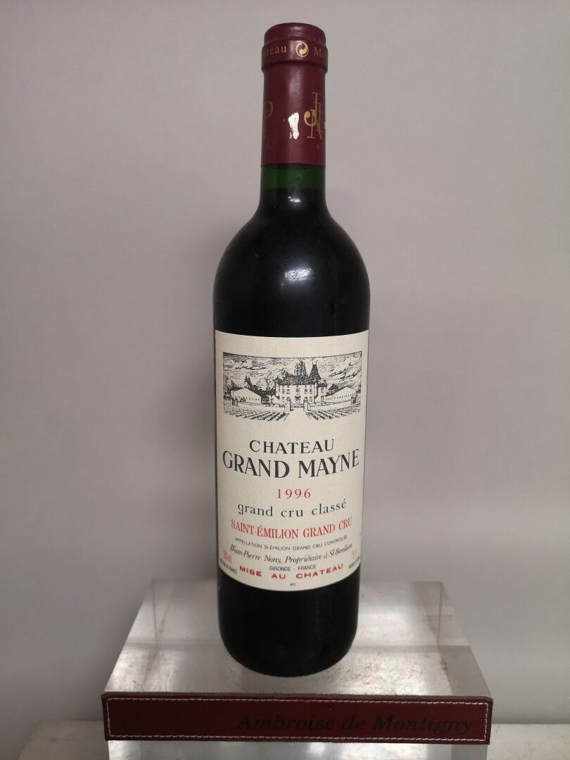 Null 1 bottiglia Château GRAND MAYNE - Cru Classé de Saint Emilion 1996