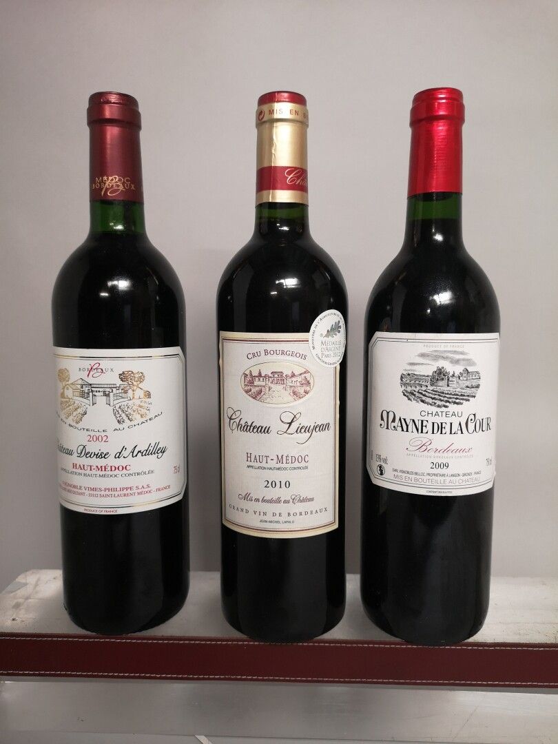 Null 20 bottles of BORDEAUX DIVERS including: 6 bottles of Château DEVISE d'ARDI&hellip;