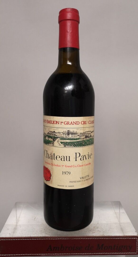 Null 1 bottiglia Château PAVIE - 1er Grand cru classé St-Emilion 1979 Etichetta &hellip;
