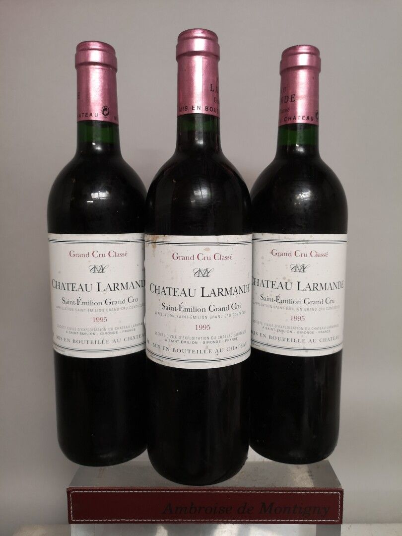 Null 3 bottles Château LARMANDE - Cru Classé de Saint Emilion 1995 Slightly stai&hellip;