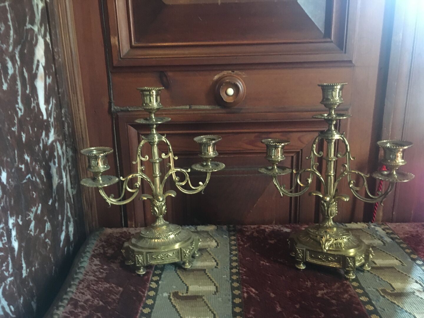 Null Set of two pairs of candlesticks and small candelabras in bronze and brass,&hellip;