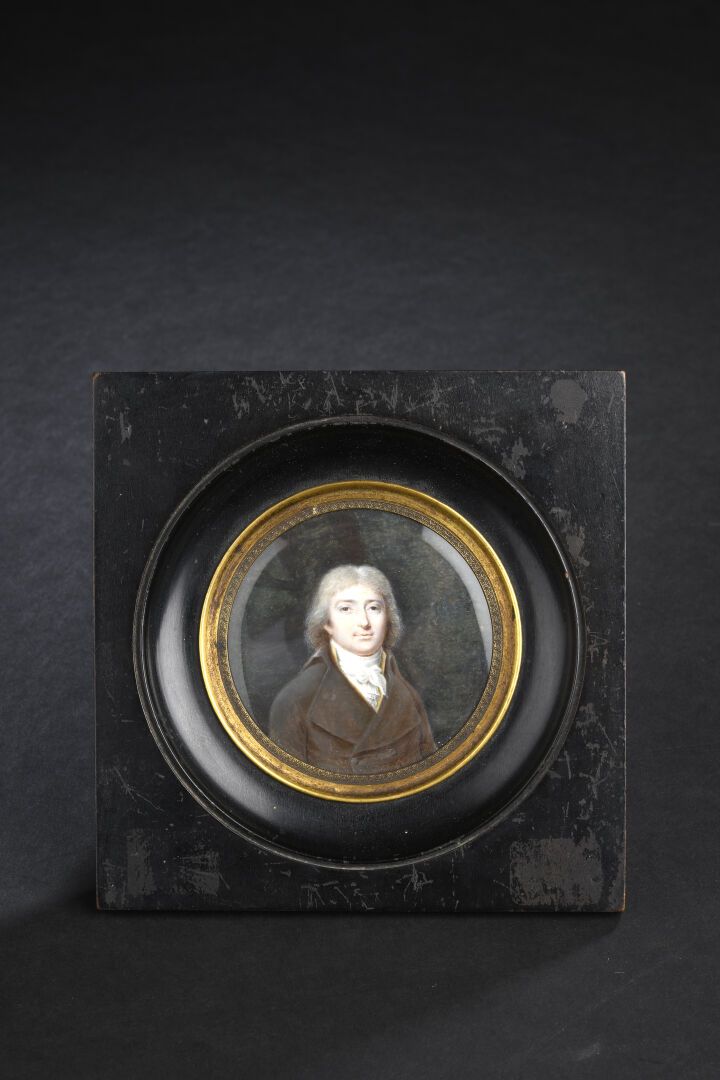 Null 路易-李-佩兰-萨尔布勒 (1753-1819)
老路易的肖像（1764-1821）
微型的。
D. 6,3 cm 
出处：来自一对，达盖尔，2011&hellip;