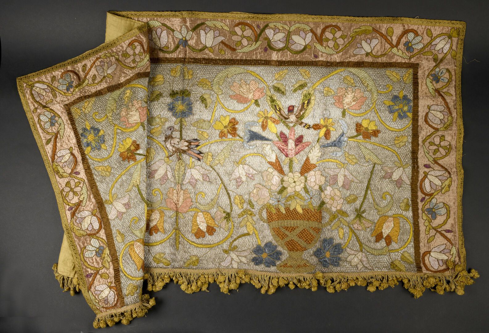 Null Broderie aux oiseaux, Italie, style du XVIIe s., XIXe siècle, toile de lin &hellip;