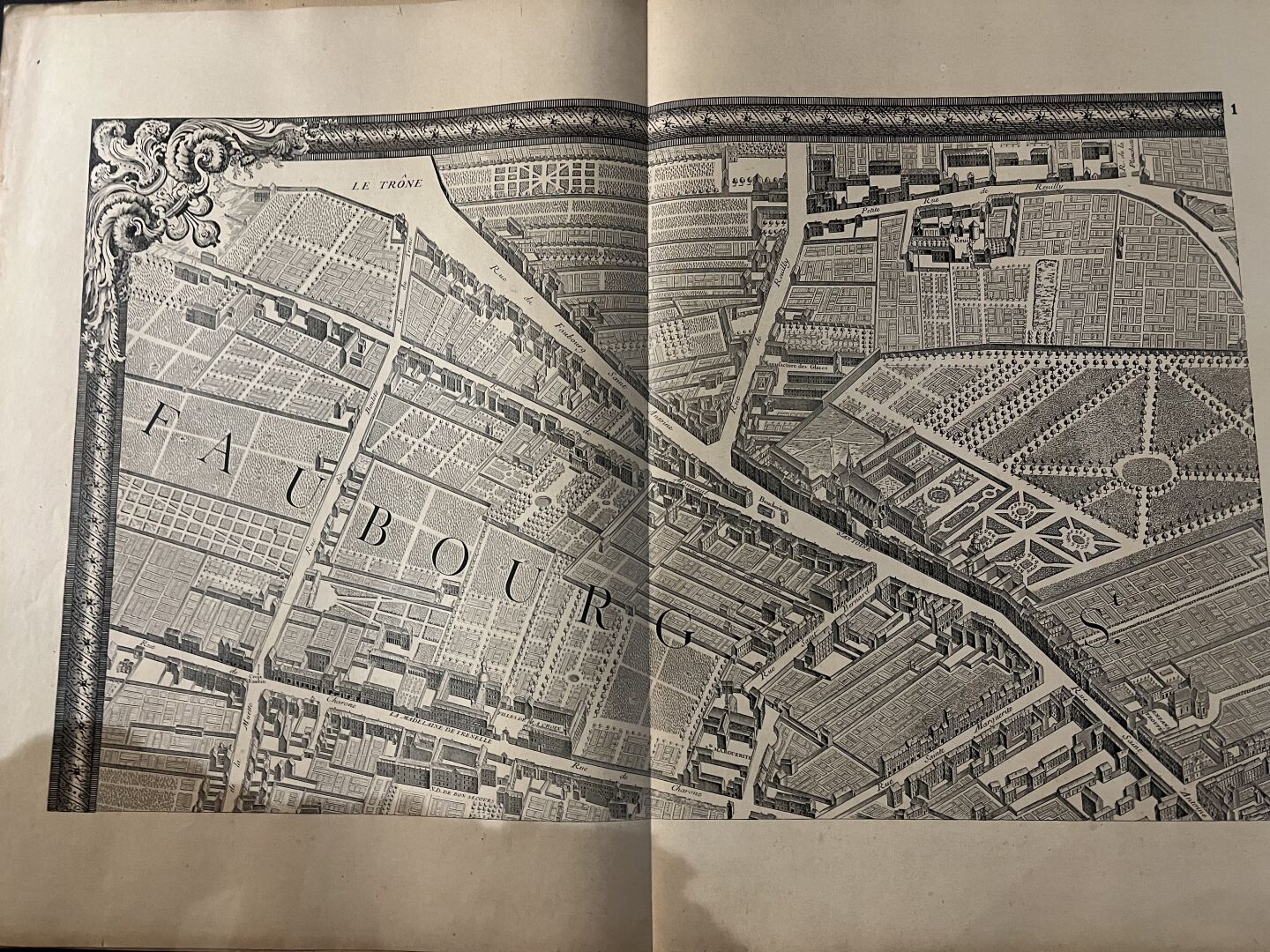 Null Map of Paris, Turgot
Taride reprint, late 19th century
20 plates
53 x 38 cm