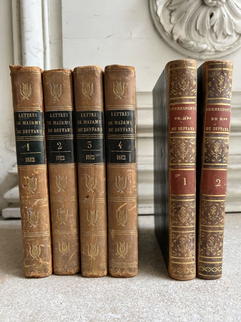 Null 杜德凡夫人的信、
1812年的第1至4卷用皮革装订。
杜德凡夫人的书信、
第一卷和第二卷，日期为1809年。