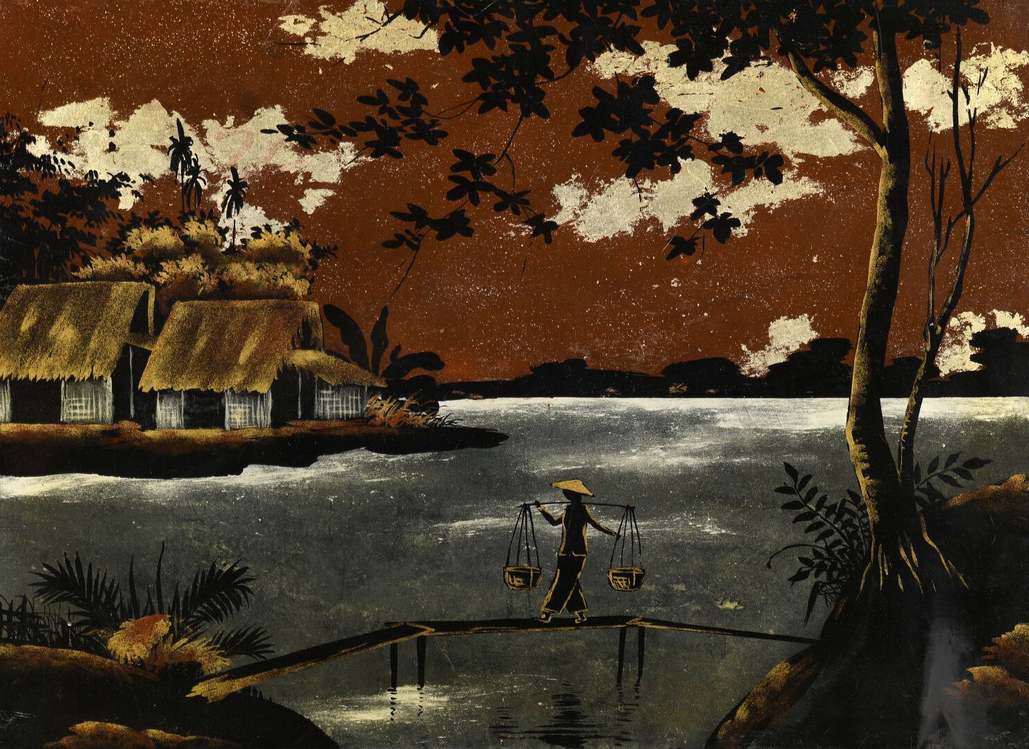 Null 漆器面板 
越南，20世纪
装饰有农民和房屋，湖边有树木的风景；两块漆板连接在一起，代表一个戴帽子的年轻女孩，另一个代表两个孩子和一头水牛；有小的缺失&hellip;