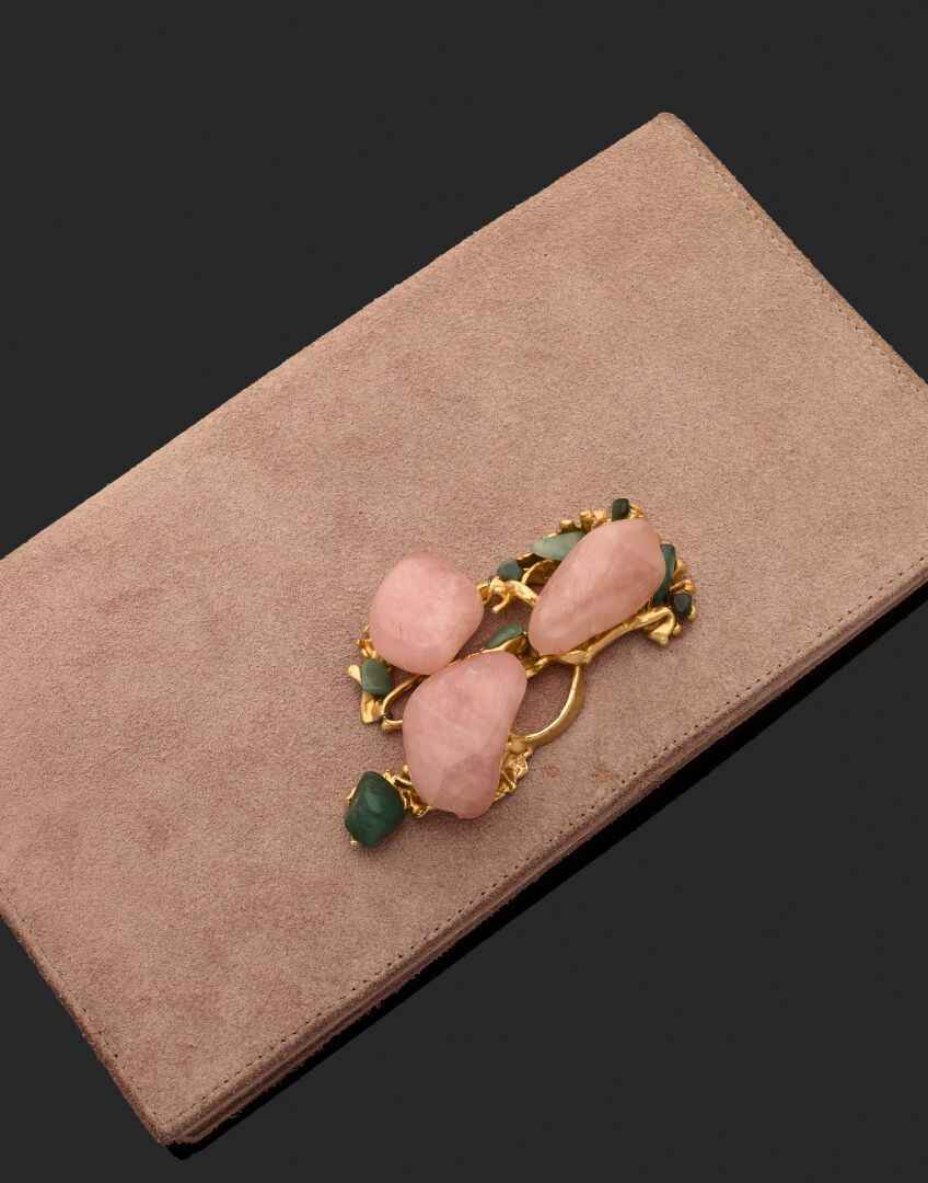 Null 带有玫瑰石英图案的晚装包，金星石配金色（？）